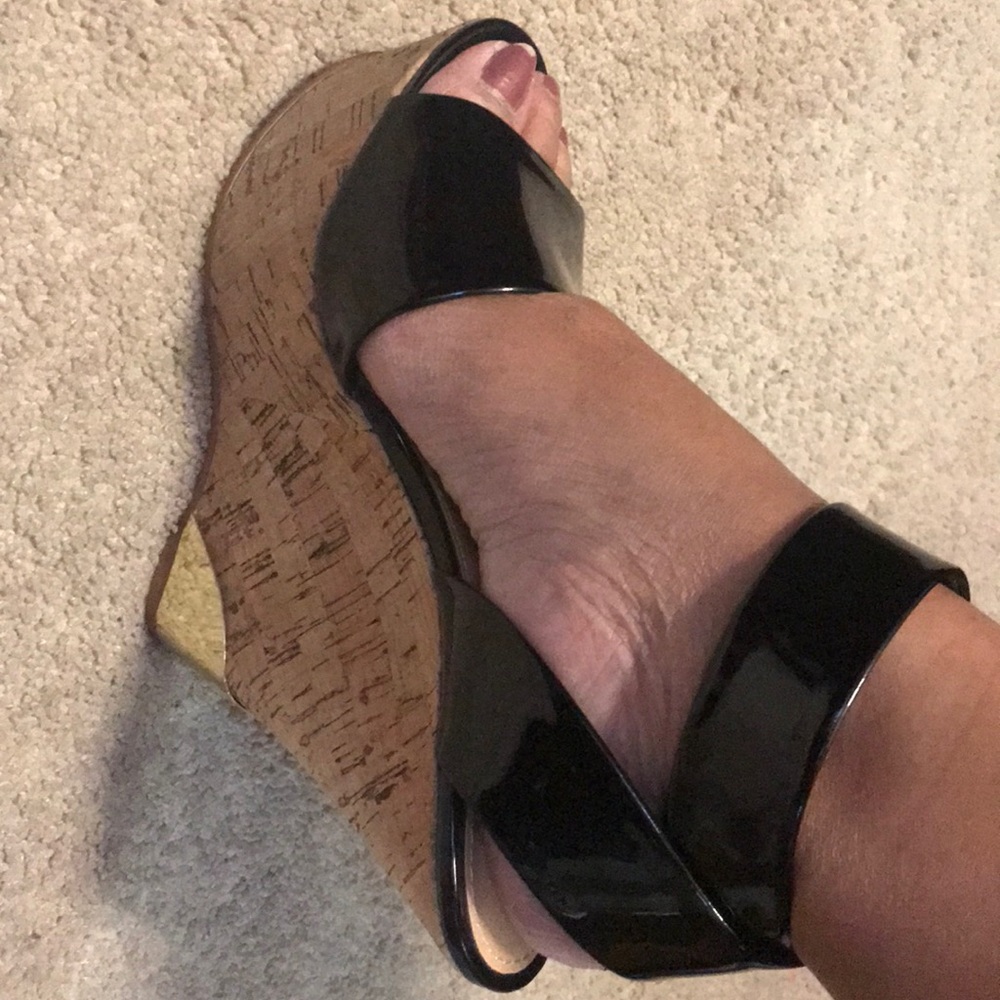 Sandals - Picture 4 of 4
